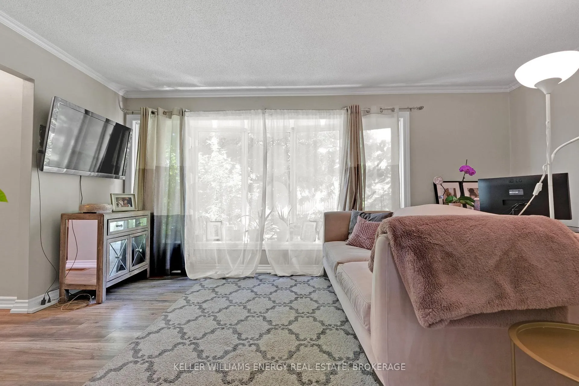 Photo 10 of 33 Beatty Road, Ajax, Central — HOMEH