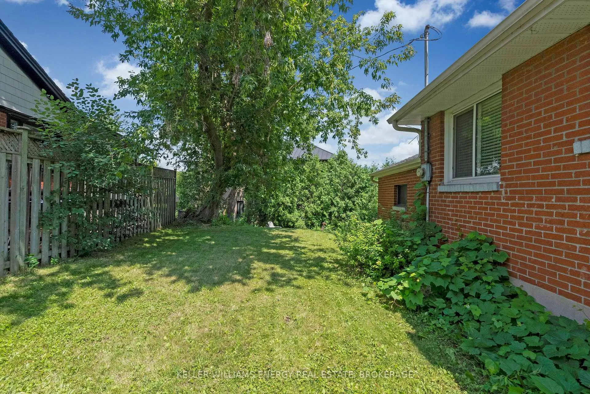 Photo 20 of 33 Beatty Road, Ajax, Central — HOMEH
