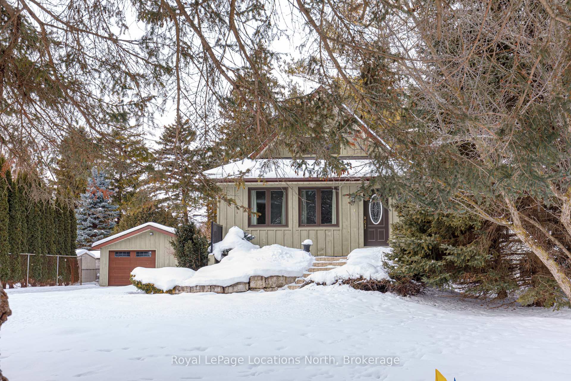 Photo 1 of 10 Hickory Street, Collingwood — HOMEH