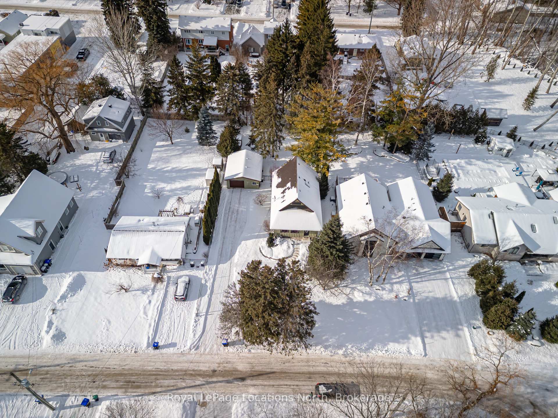 Photo 6 of 10 Hickory Street, Collingwood — HOMEH