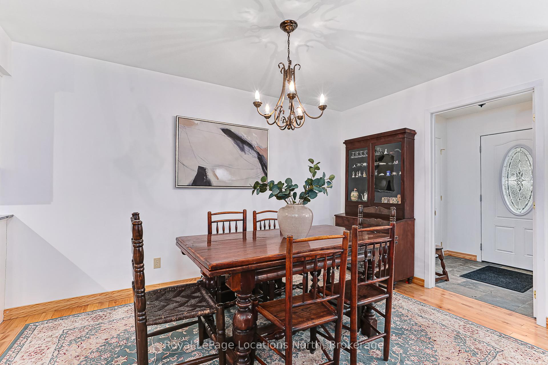 Photo 10 of 10 Hickory Street, Collingwood — HOMEH