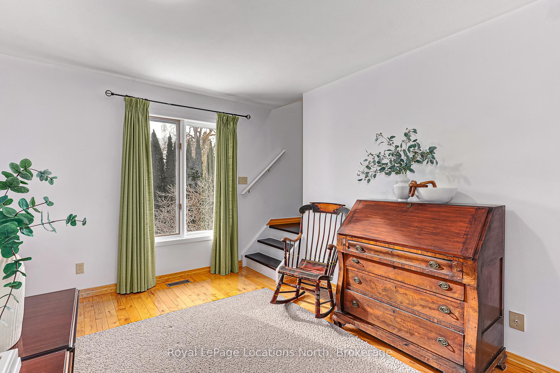 Photo 19 of 10 Hickory Street, Collingwood — HOMEH