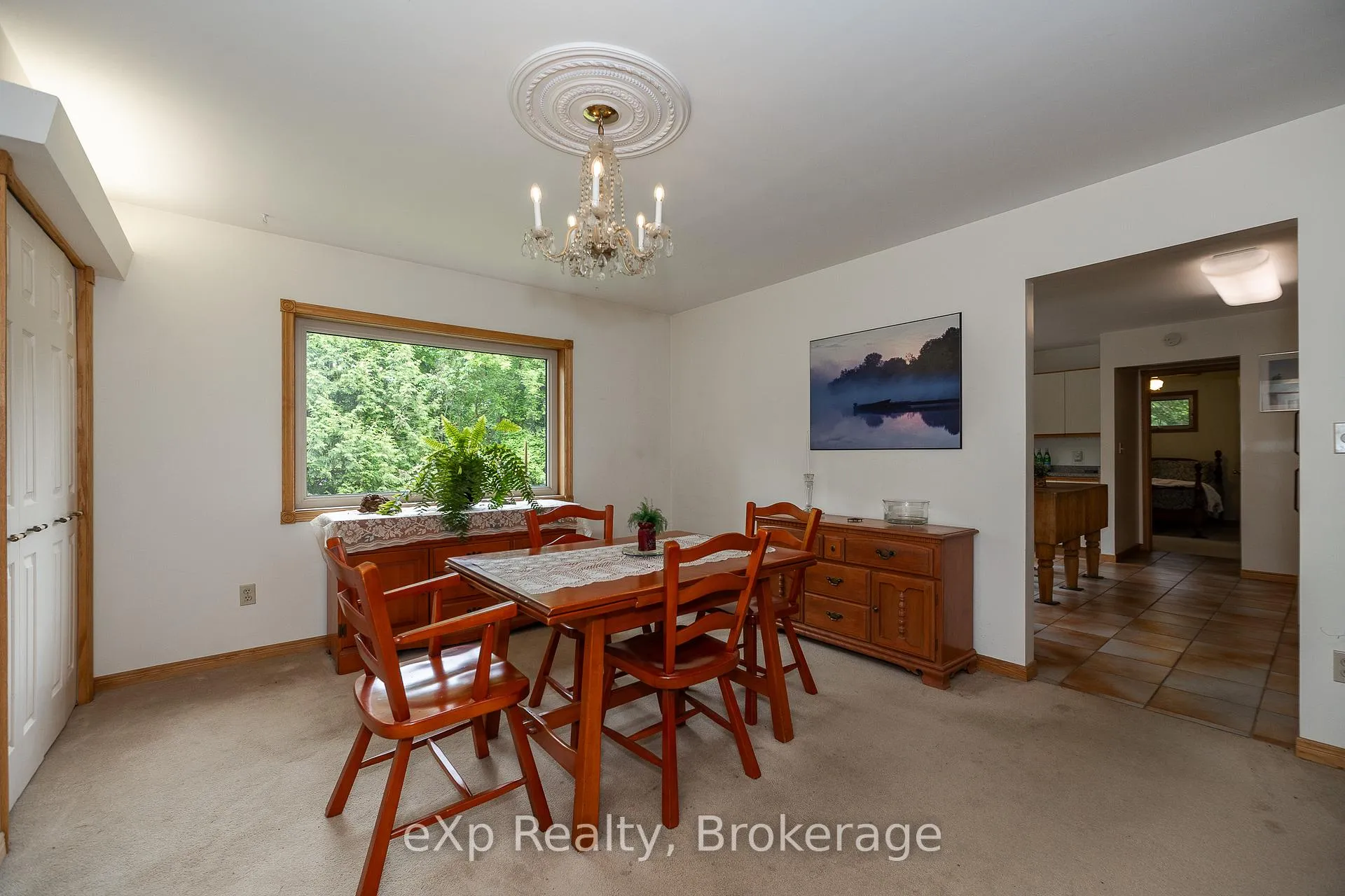 Photo 6 of 64 Garafraxa Street, Chatsworth — HOMEH
