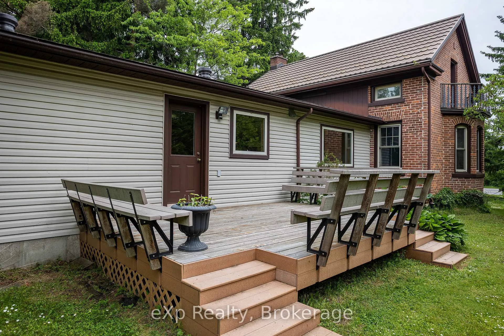 Photo 34 of 64 Garafraxa Street, Chatsworth — HOMEH