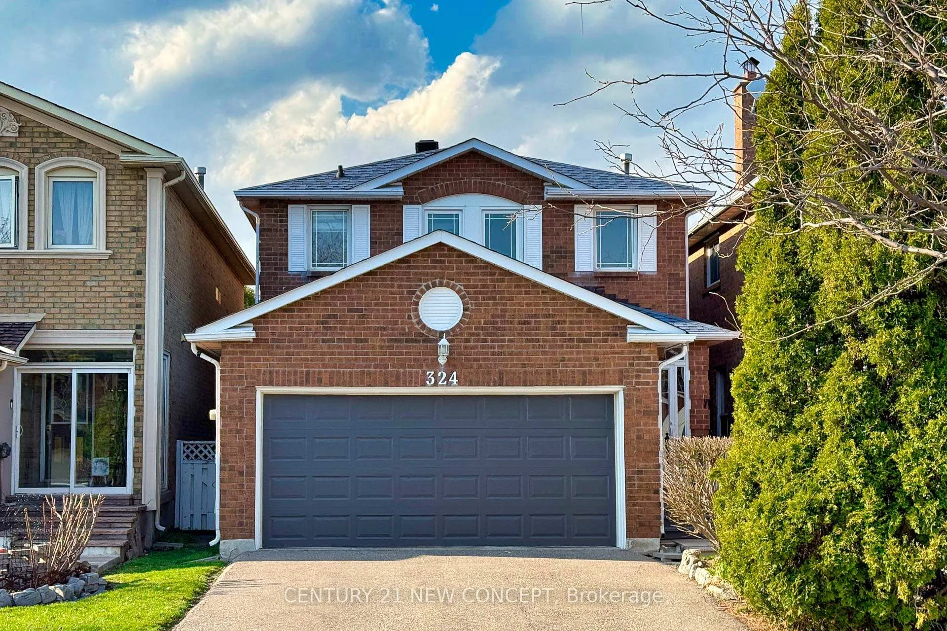 Photo 3 of 324 Conley Street, Vaughan, Lakeview Estates — HOMEH