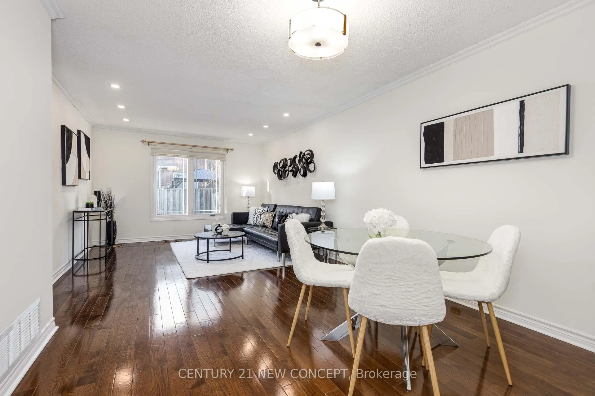 Photo 15 of 324 Conley Street, Vaughan, Lakeview Estates — HOMEH