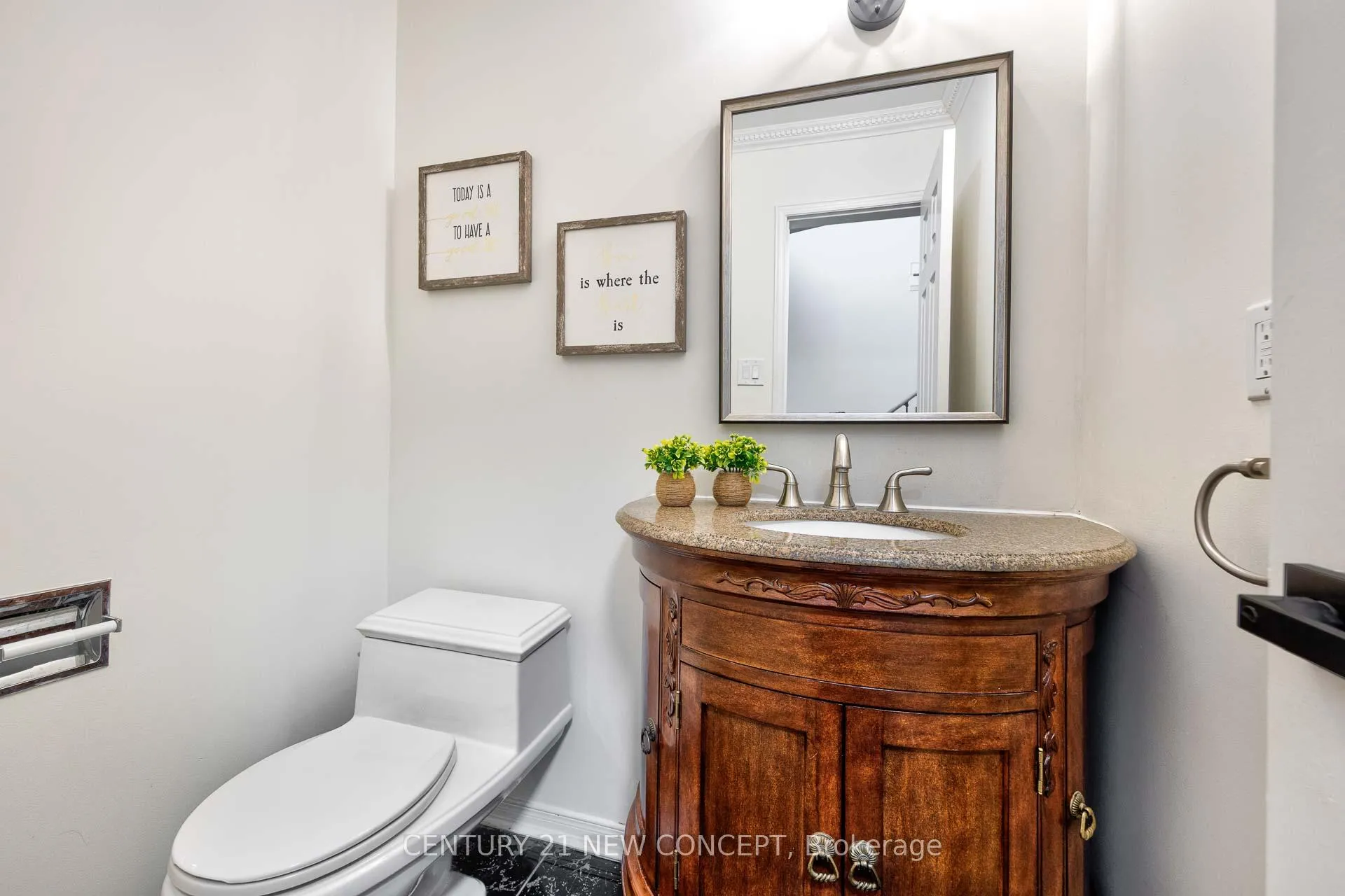 Photo 19 of 324 Conley Street, Vaughan, Lakeview Estates — HOMEH