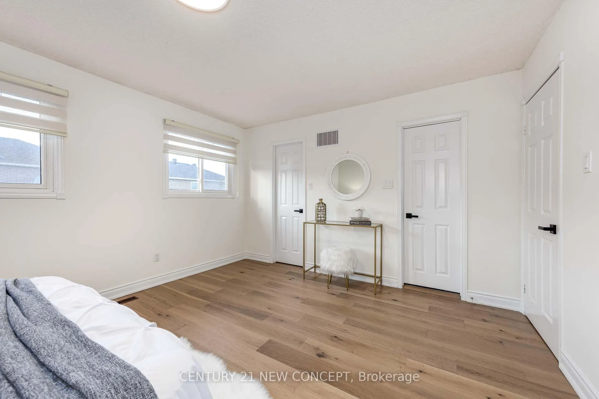Photo 27 of 324 Conley Street, Vaughan, Lakeview Estates — HOMEH