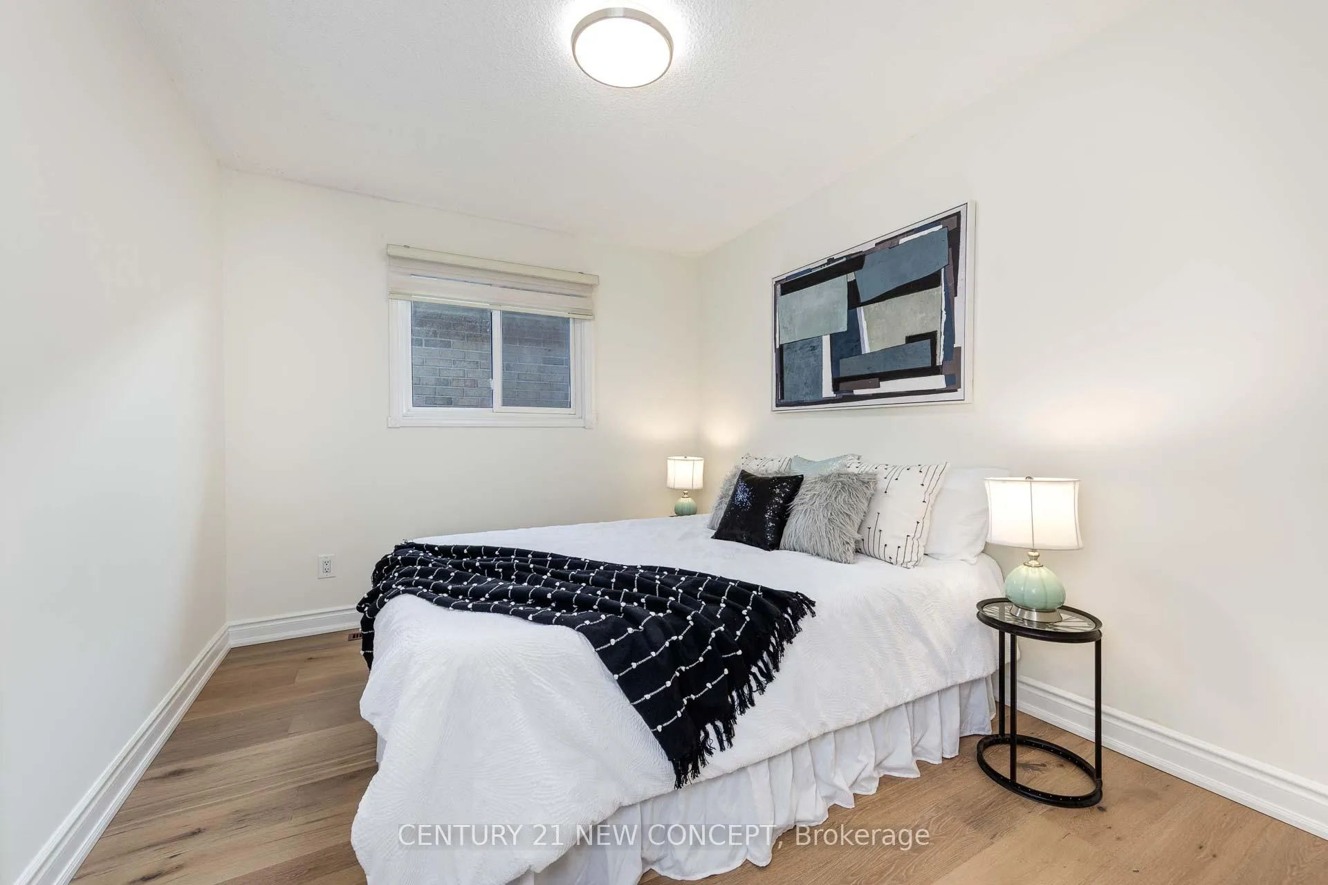 Photo 30 of 324 Conley Street, Vaughan, Lakeview Estates — HOMEH