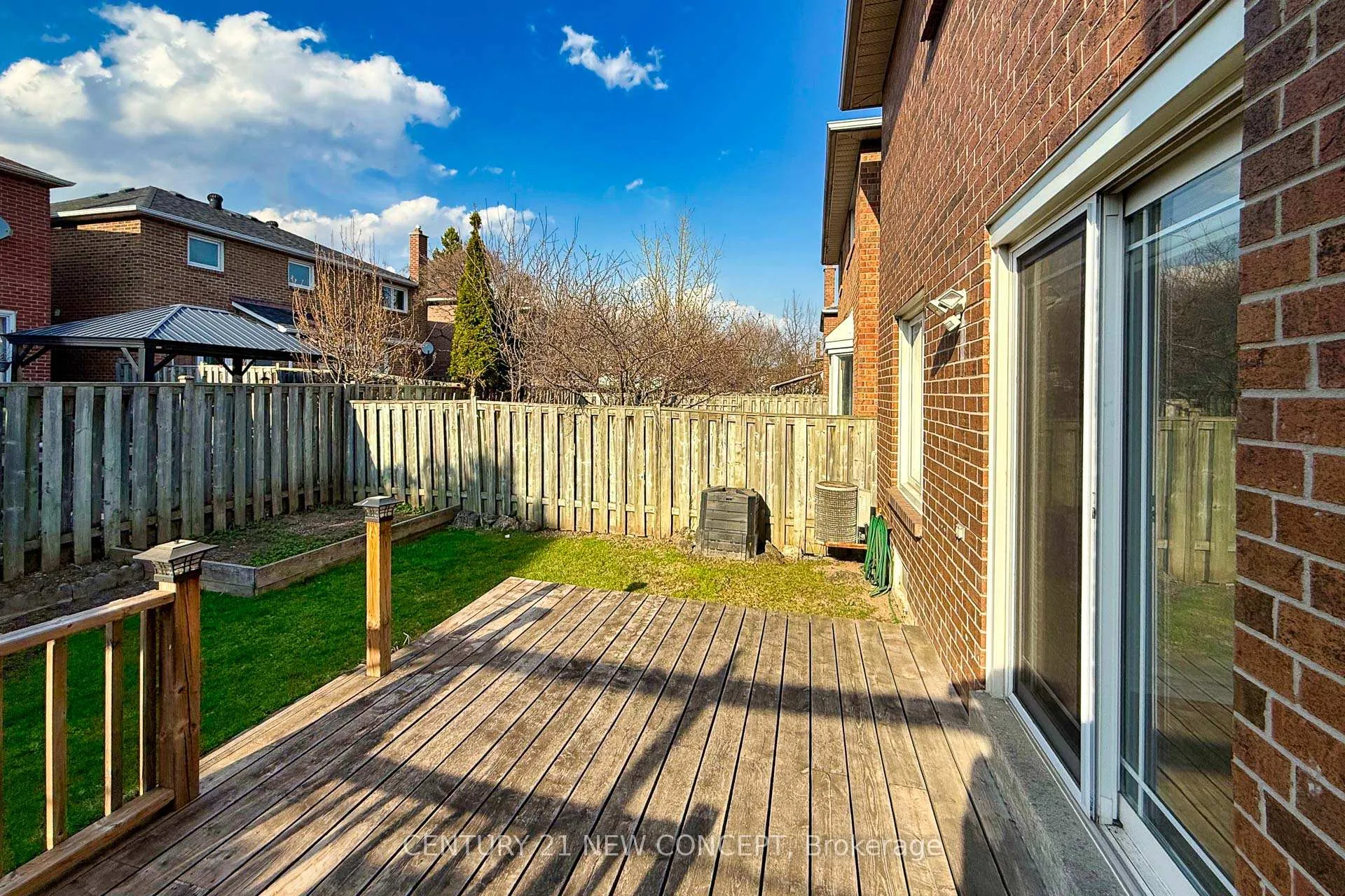 Photo 42 of 324 Conley Street, Vaughan, Lakeview Estates — HOMEH