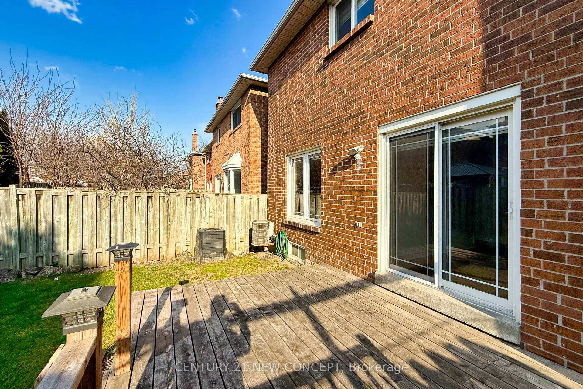 Photo 44 of 324 Conley Street, Vaughan, Lakeview Estates — HOMEH