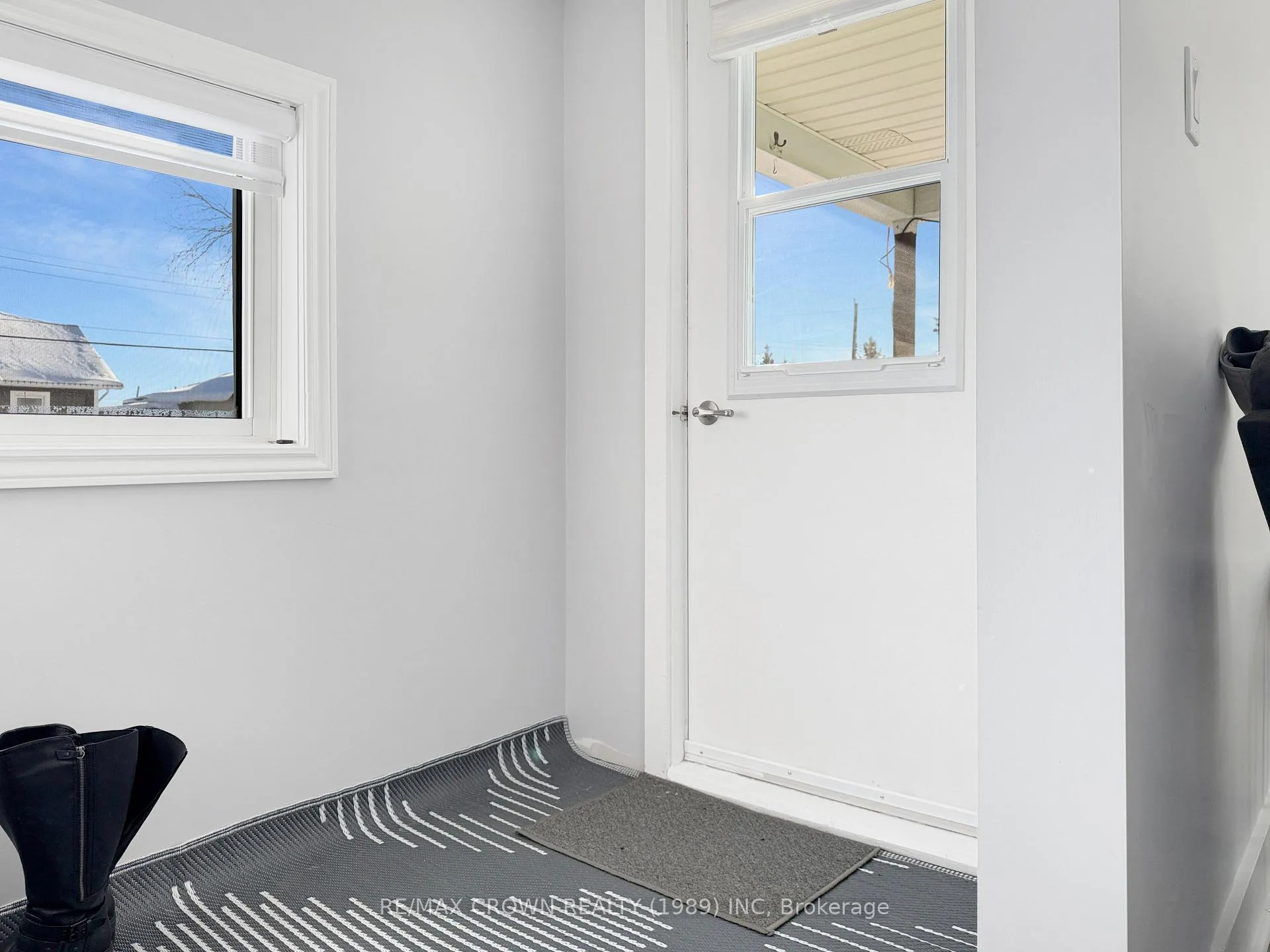 Photo 3 of 10 Rousse Street, Hearst — HOMEH