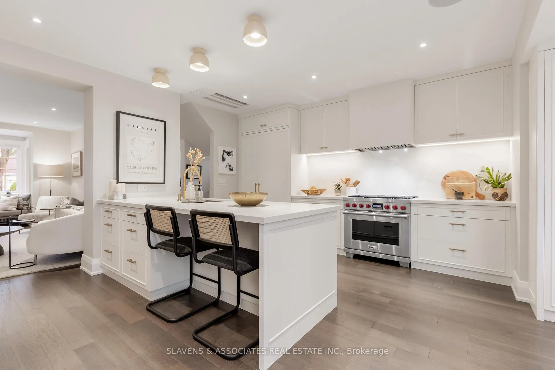 Photo 8 of 9 Elmsthorpe Avenue, Toronto, Forest Hill South — HOMEH