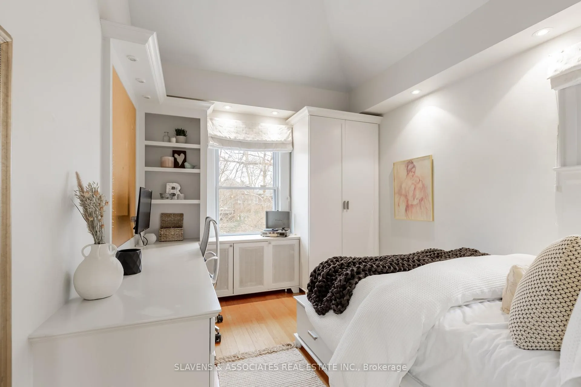 Photo 20 of 9 Elmsthorpe Avenue, Toronto, Forest Hill South — HOMEH