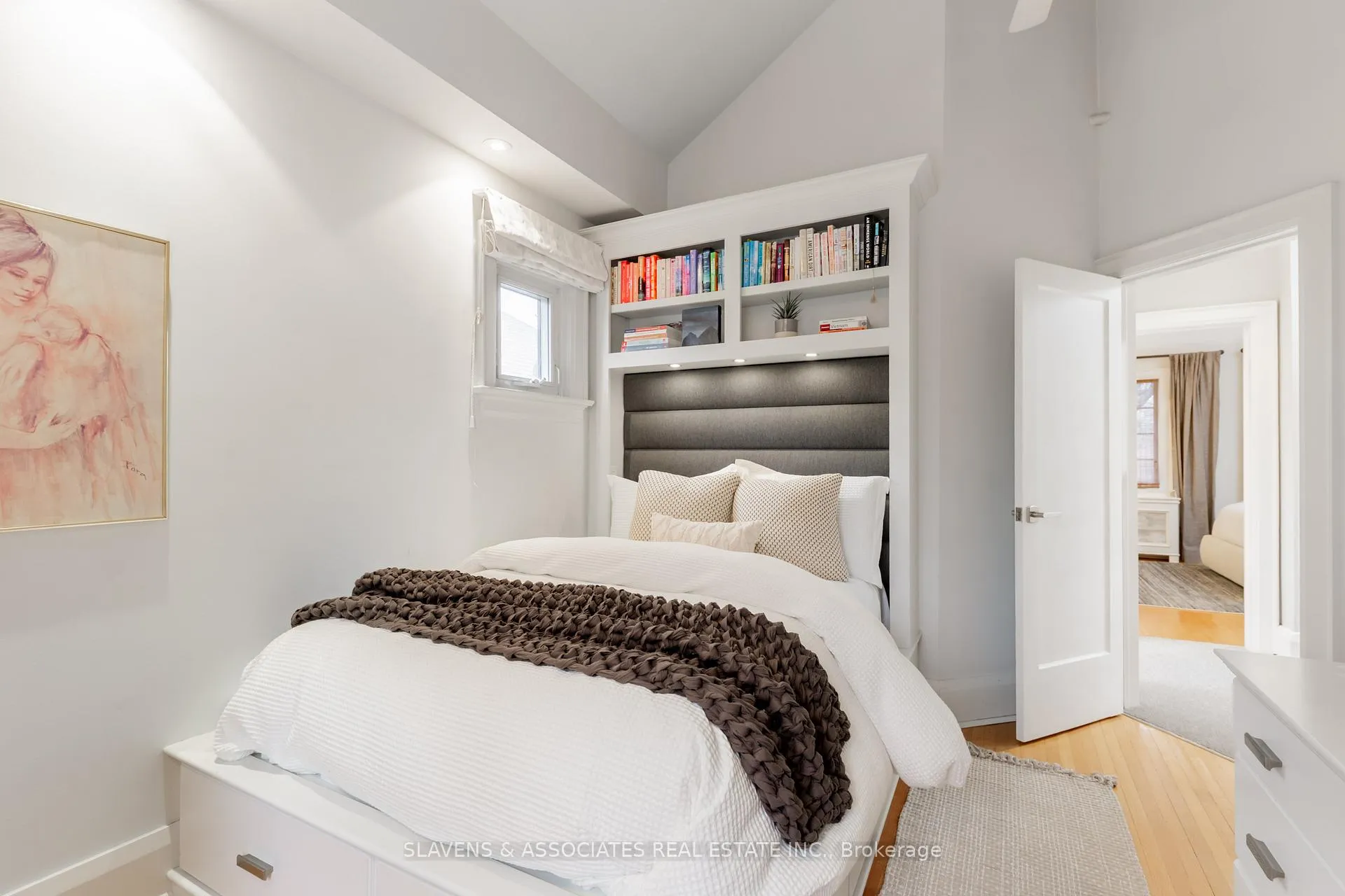 Photo 21 of 9 Elmsthorpe Avenue, Toronto, Forest Hill South — HOMEH