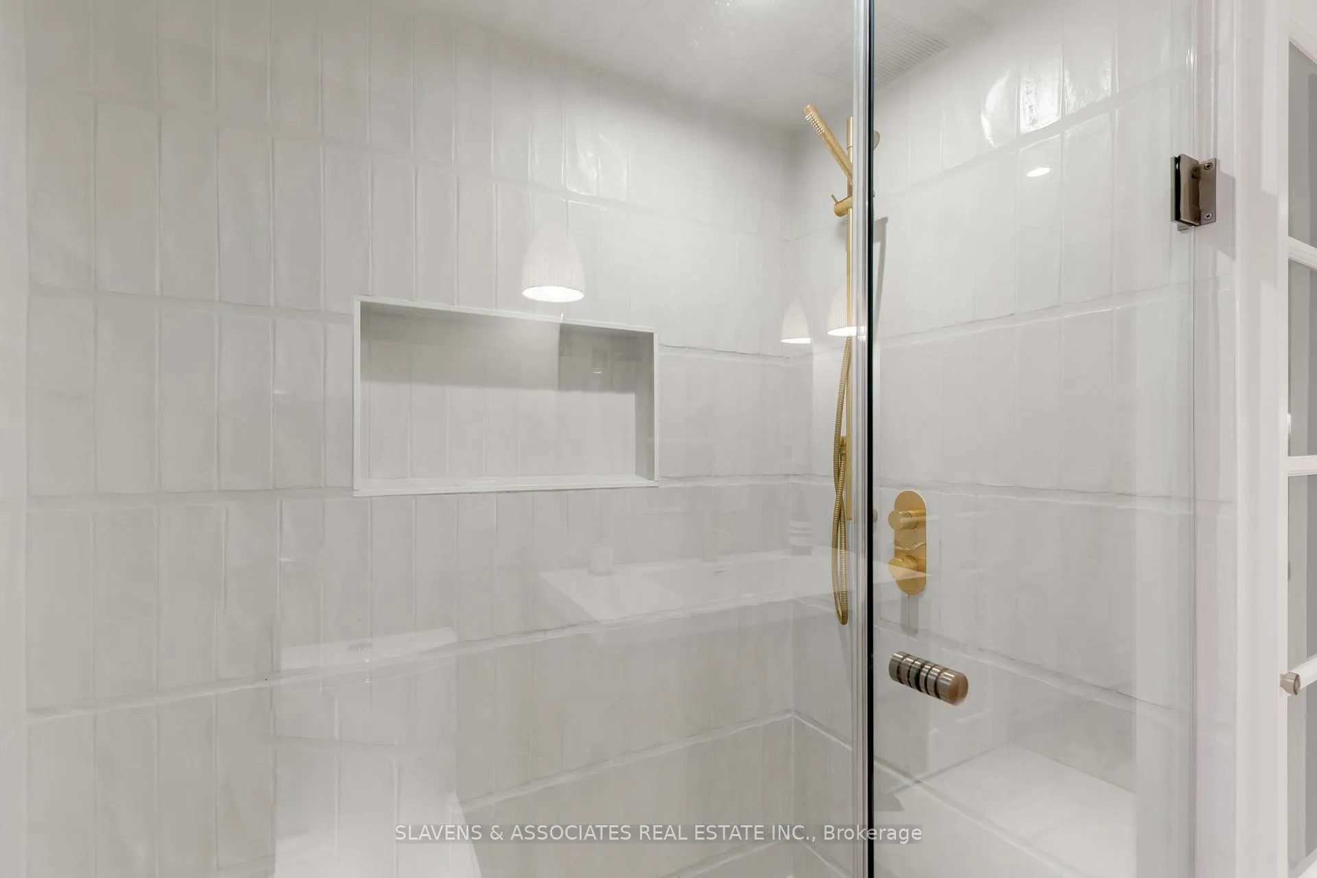 Photo 28 of 9 Elmsthorpe Avenue, Toronto, Forest Hill South — HOMEH