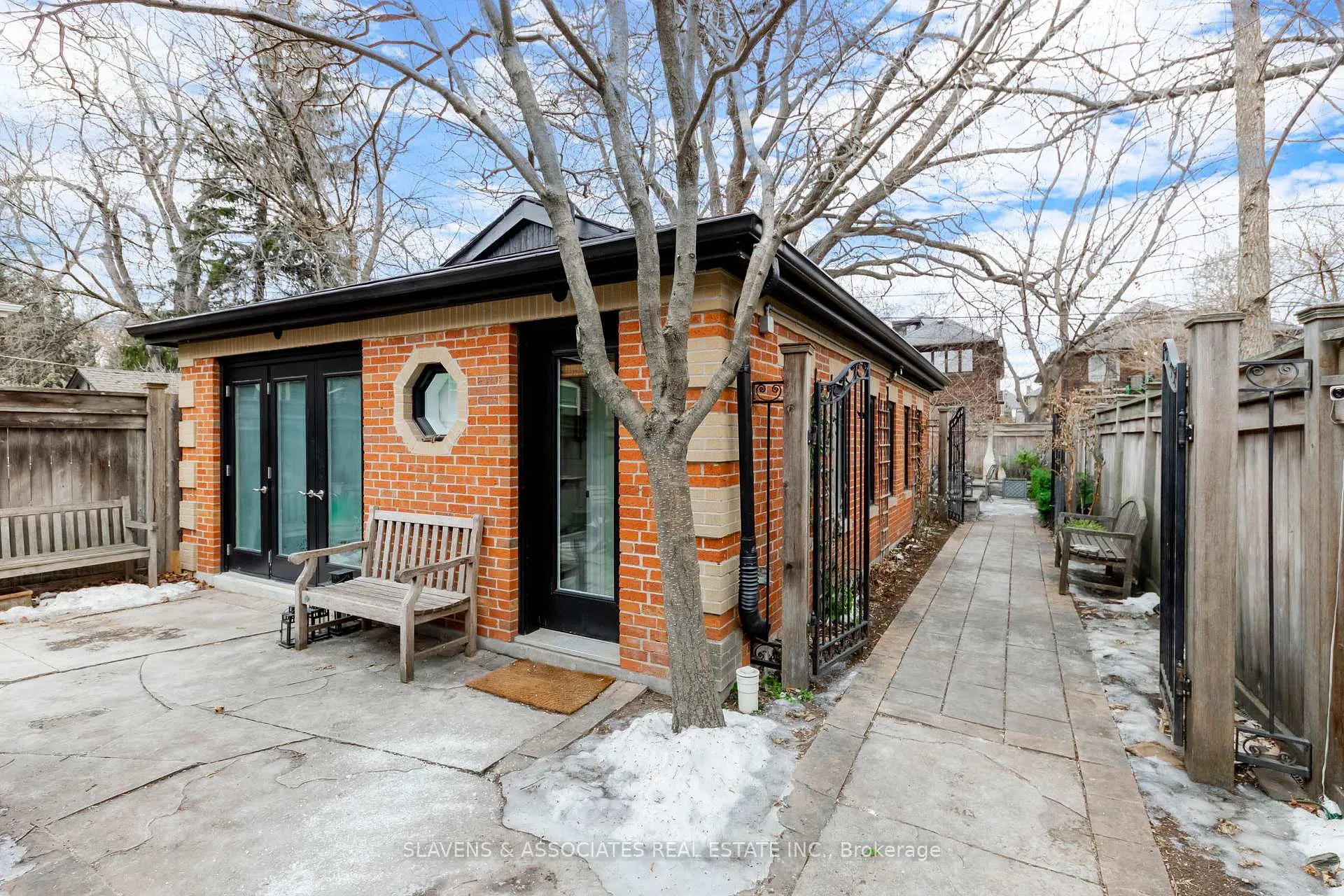 Photo 31 of 9 Elmsthorpe Avenue, Toronto, Forest Hill South — HOMEH