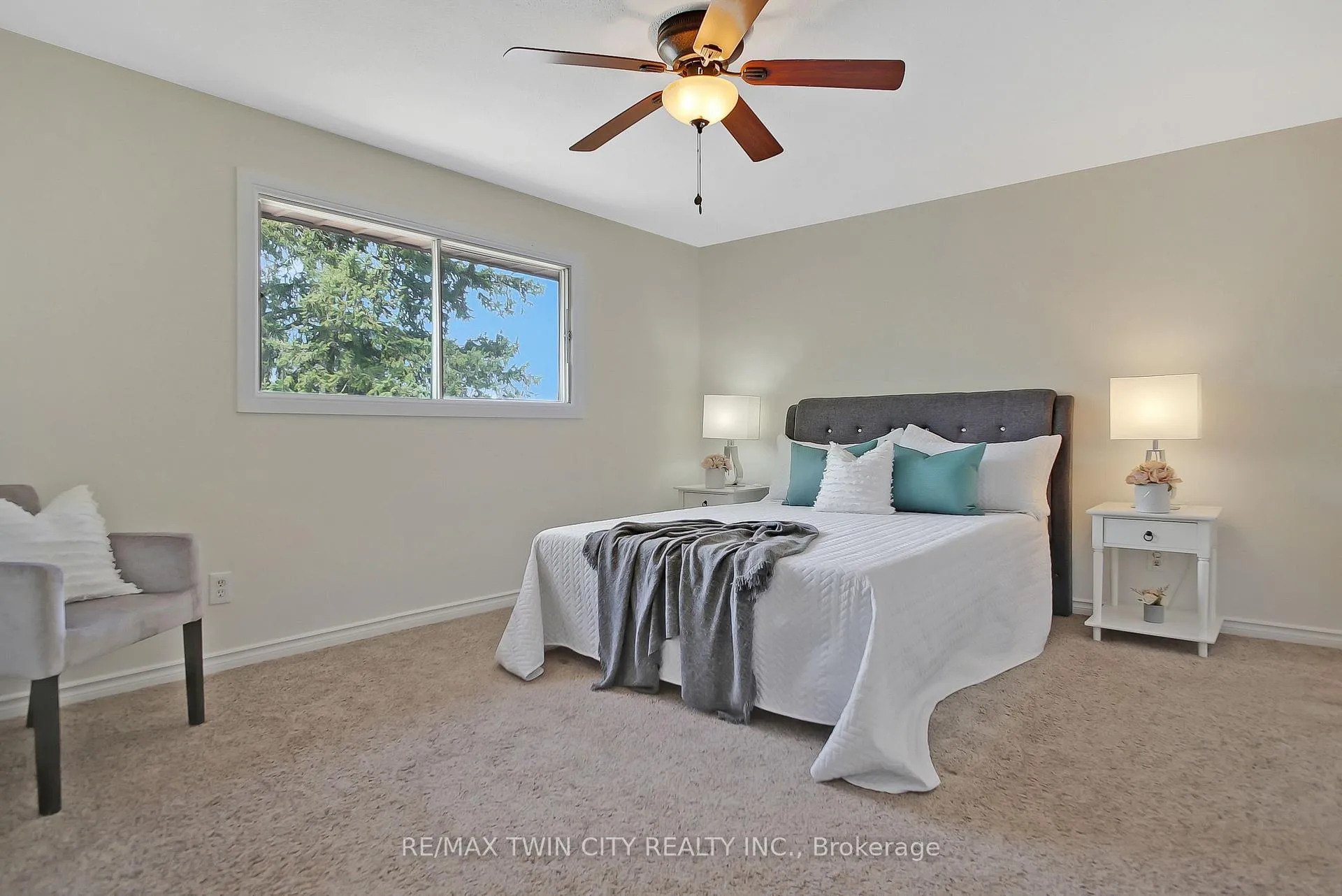 Photo 27 of 203 Farrier Drive, Kitchener — HOMEH