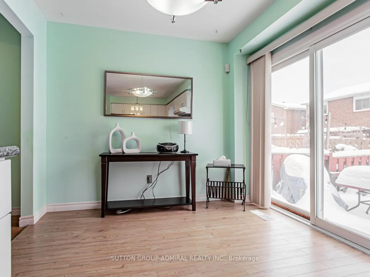 Photo 14 of 74 Bob O'Link Avenue, Vaughan, Glen Shields — HOMEH