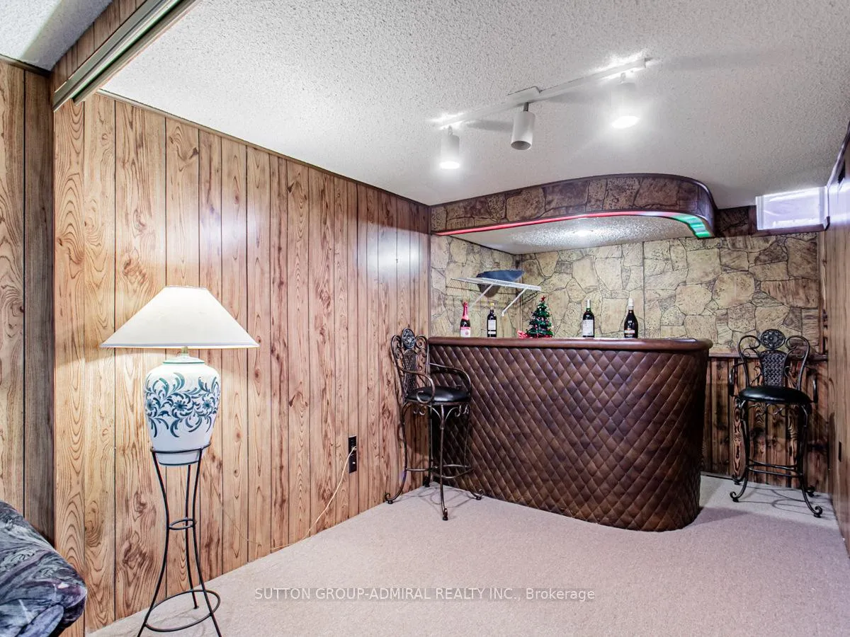 Photo 28 of 74 Bob O'Link Avenue, Vaughan, Glen Shields — HOMEH
