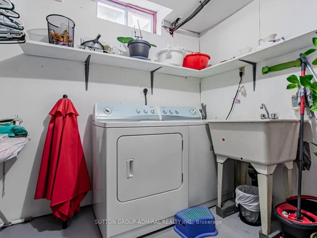Photo 33 of 74 Bob O'Link Avenue, Vaughan, Glen Shields — HOMEH
