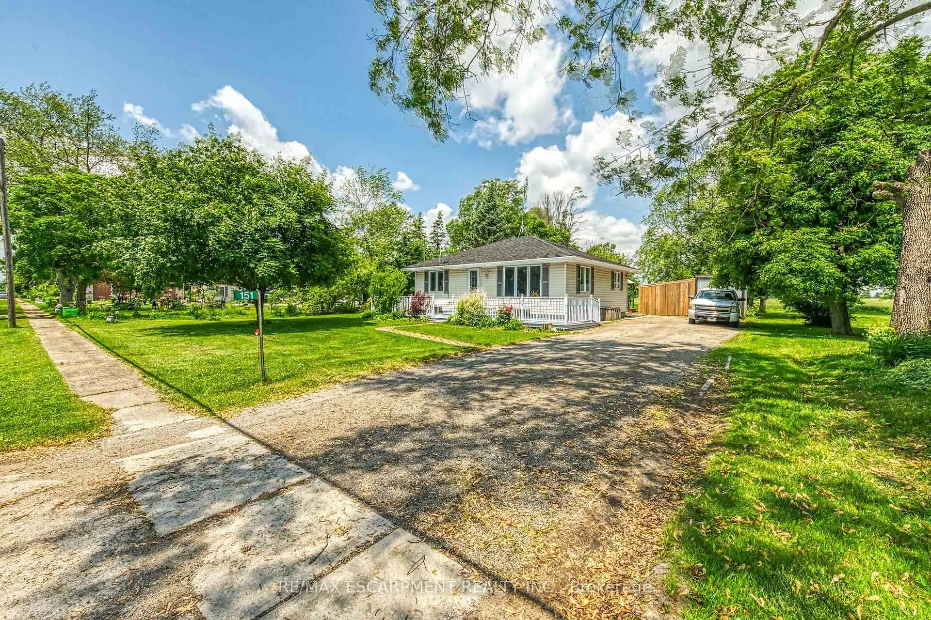 Photo 3 of 151 Rainham Road, Haldimand, Nanticoke — HOMEH