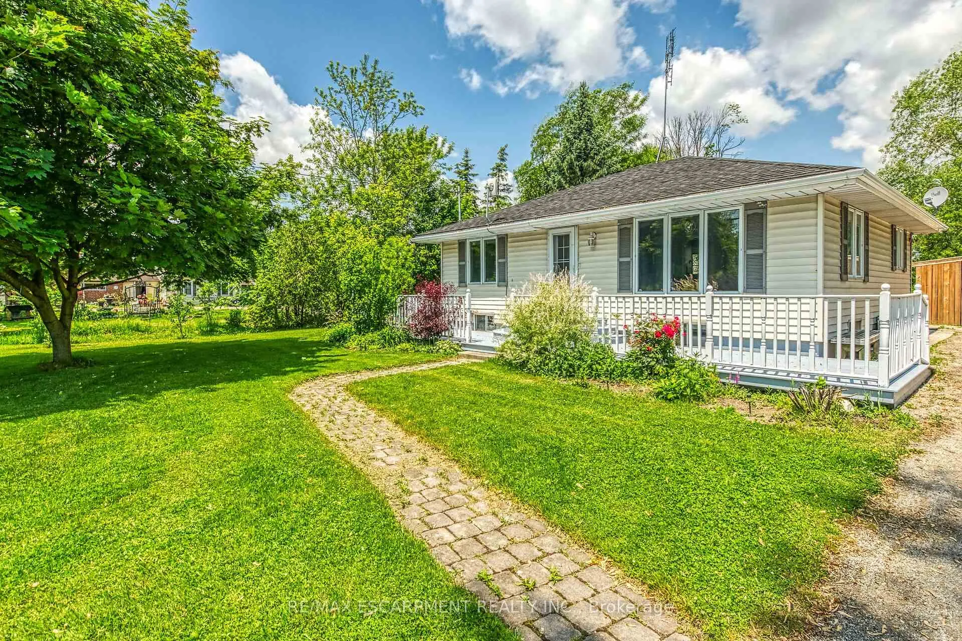 Photo 4 of 151 Rainham Road, Haldimand, Nanticoke — HOMEH