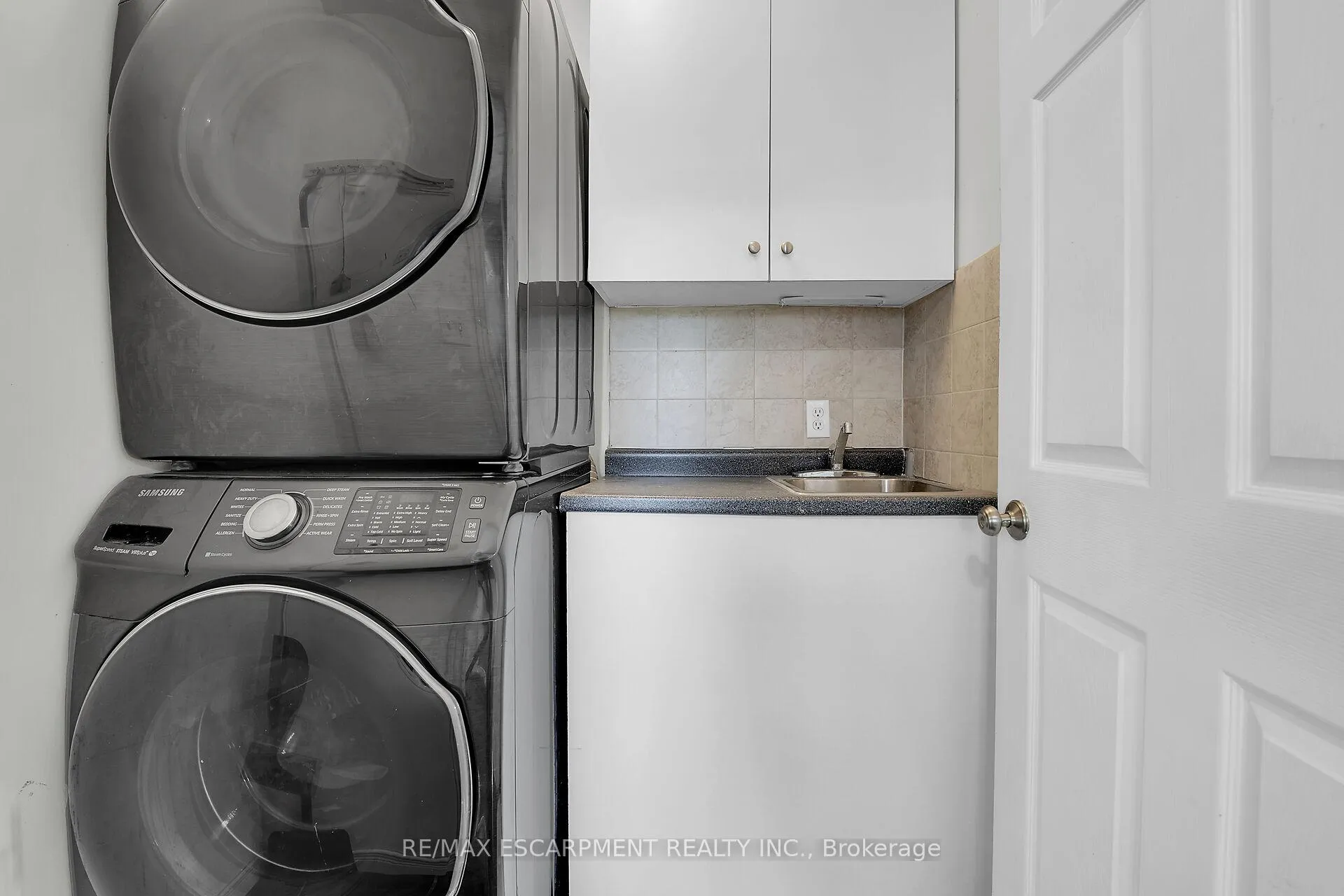 Photo 22 of 151 Rainham Road, Haldimand, Nanticoke — HOMEH