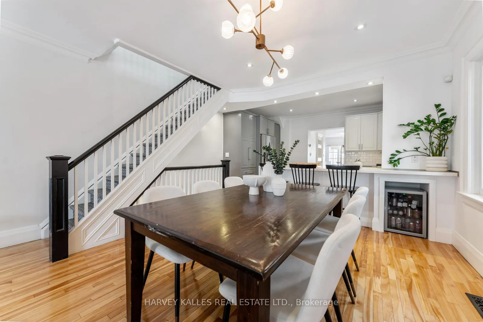 Photo 12 of 120 Fairlawn Avenue, Toronto, Lawrence Park North — HOMEH