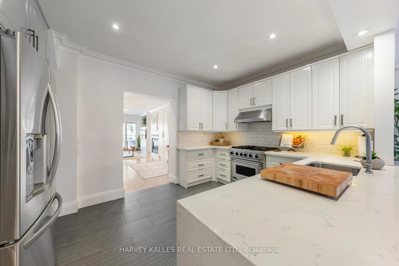 Photo 15 of 120 Fairlawn Avenue, Toronto, Lawrence Park North — HOMEH