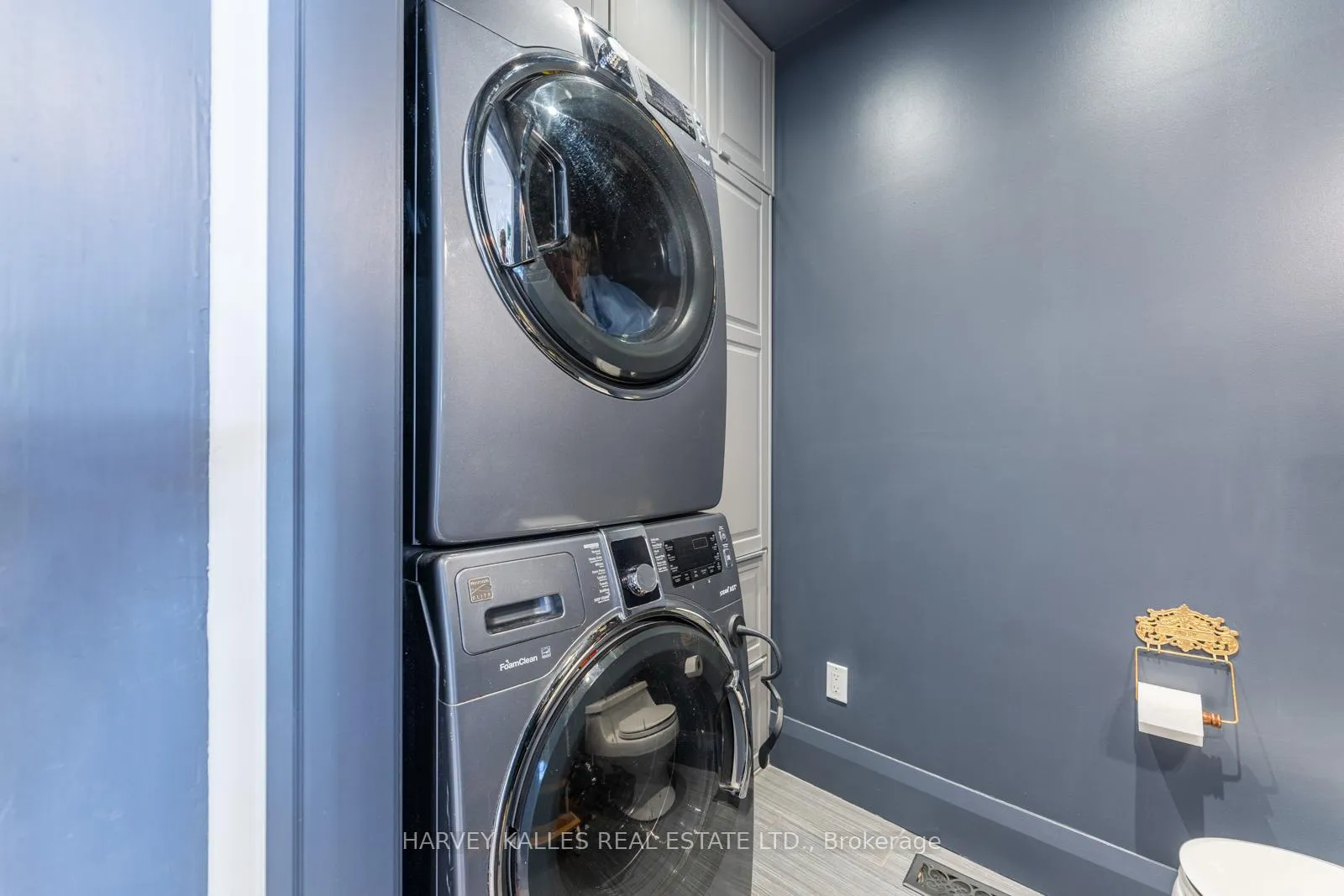 Photo 26 of 120 Fairlawn Avenue, Toronto, Lawrence Park North — HOMEH