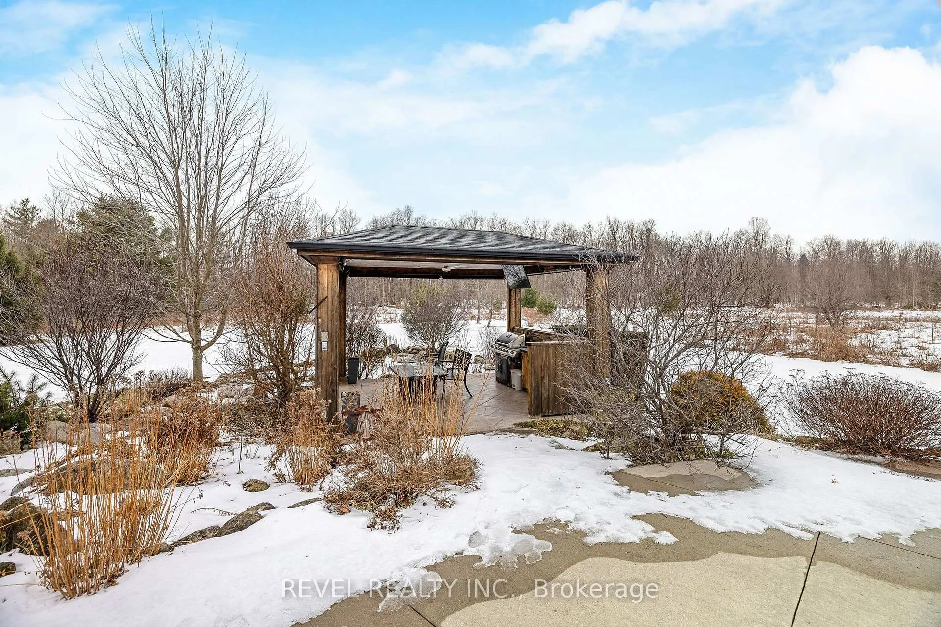 Photo 38 of 9300 First Line, Milton, Campbellville — HOMEH