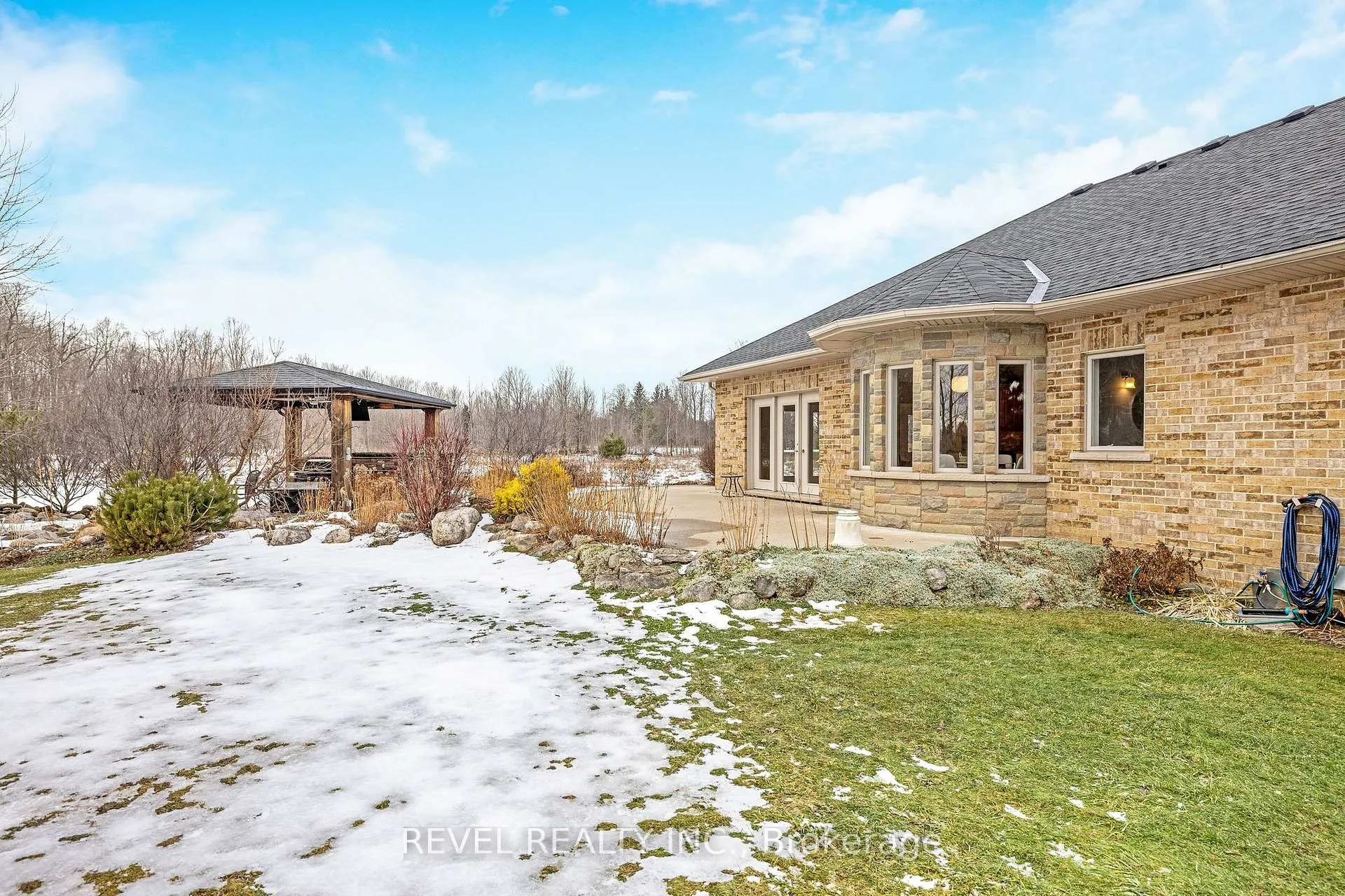 Photo 43 of 9300 First Line, Milton, Campbellville — HOMEH