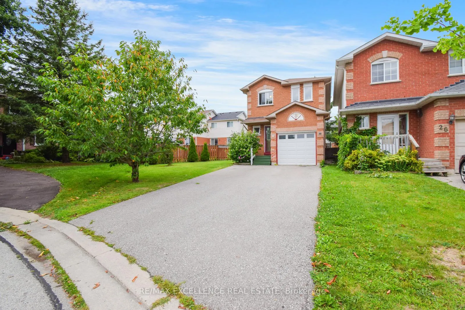 Photo 1 of 28 McKnight Crescent, New Tecumseth, Tottenham — HOMEH