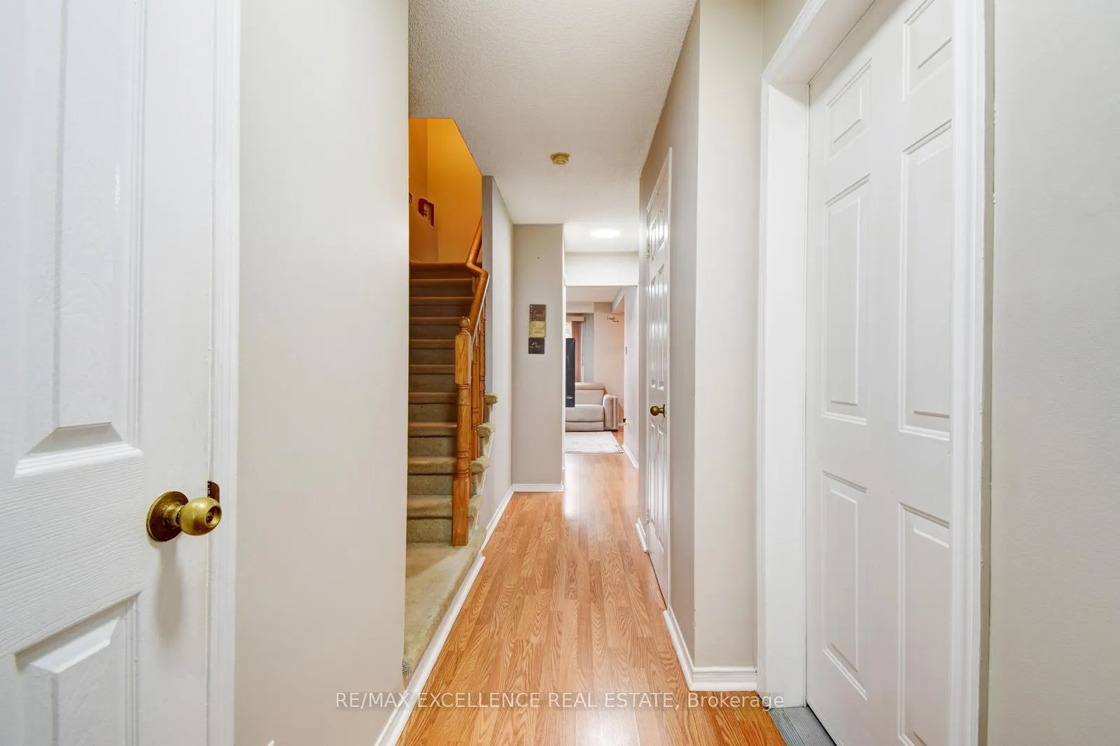 Photo 5 of 28 McKnight Crescent, New Tecumseth, Tottenham — HOMEH