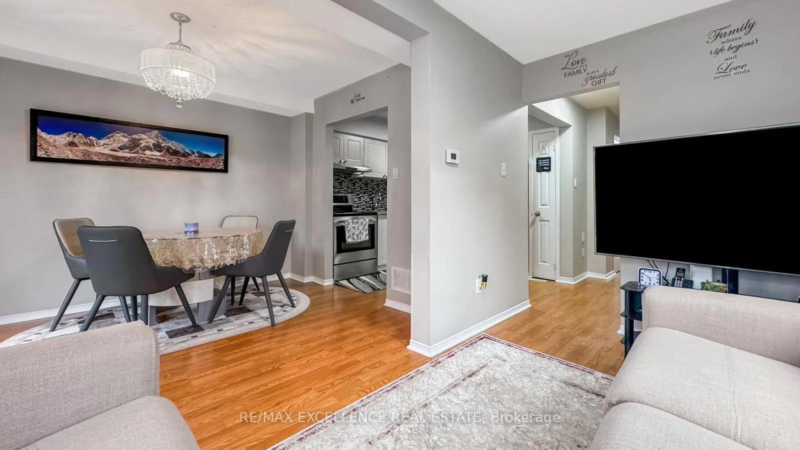 Photo 7 of 28 McKnight Crescent, New Tecumseth, Tottenham — HOMEH