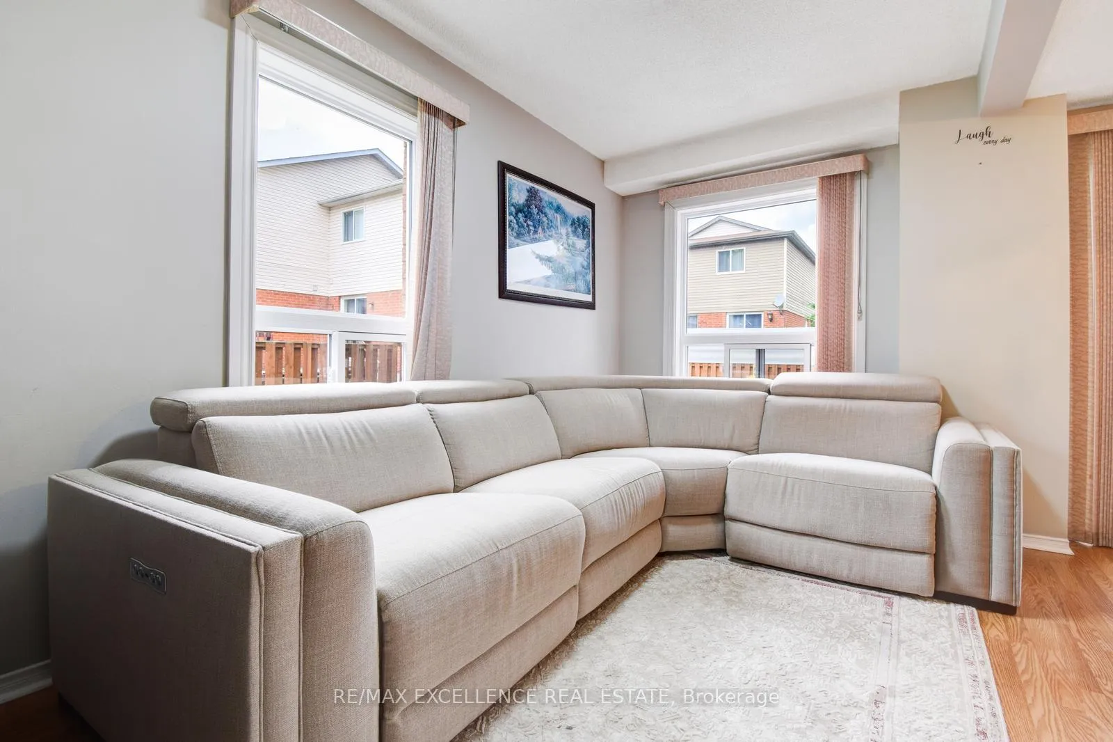 Photo 9 of 28 McKnight Crescent, New Tecumseth, Tottenham — HOMEH