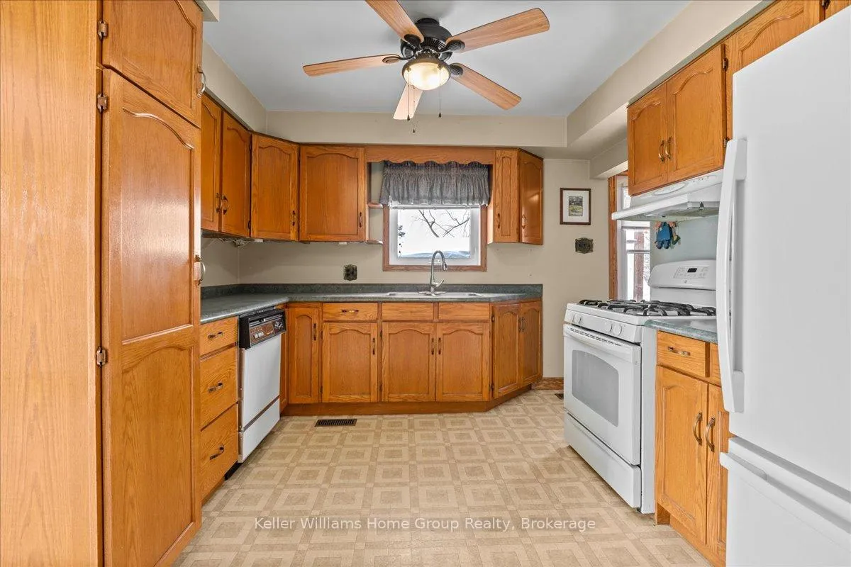 Photo 12 of 3 Pugh Street, Perth East, Milverton — HOMEH