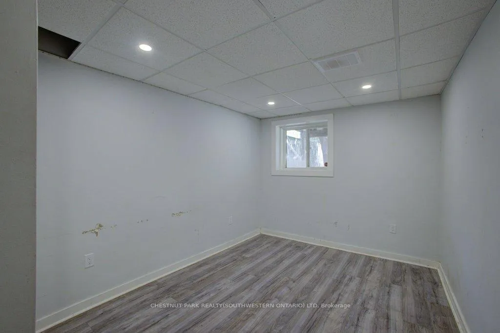 Photo 25 of 2081 25th Side Road, Innisfil, Alcona — HOMEH