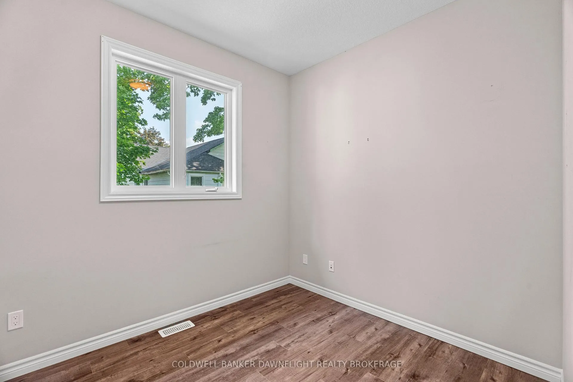 Photo 25 of 106 Mill Street, South Huron, Exeter — HOMEH