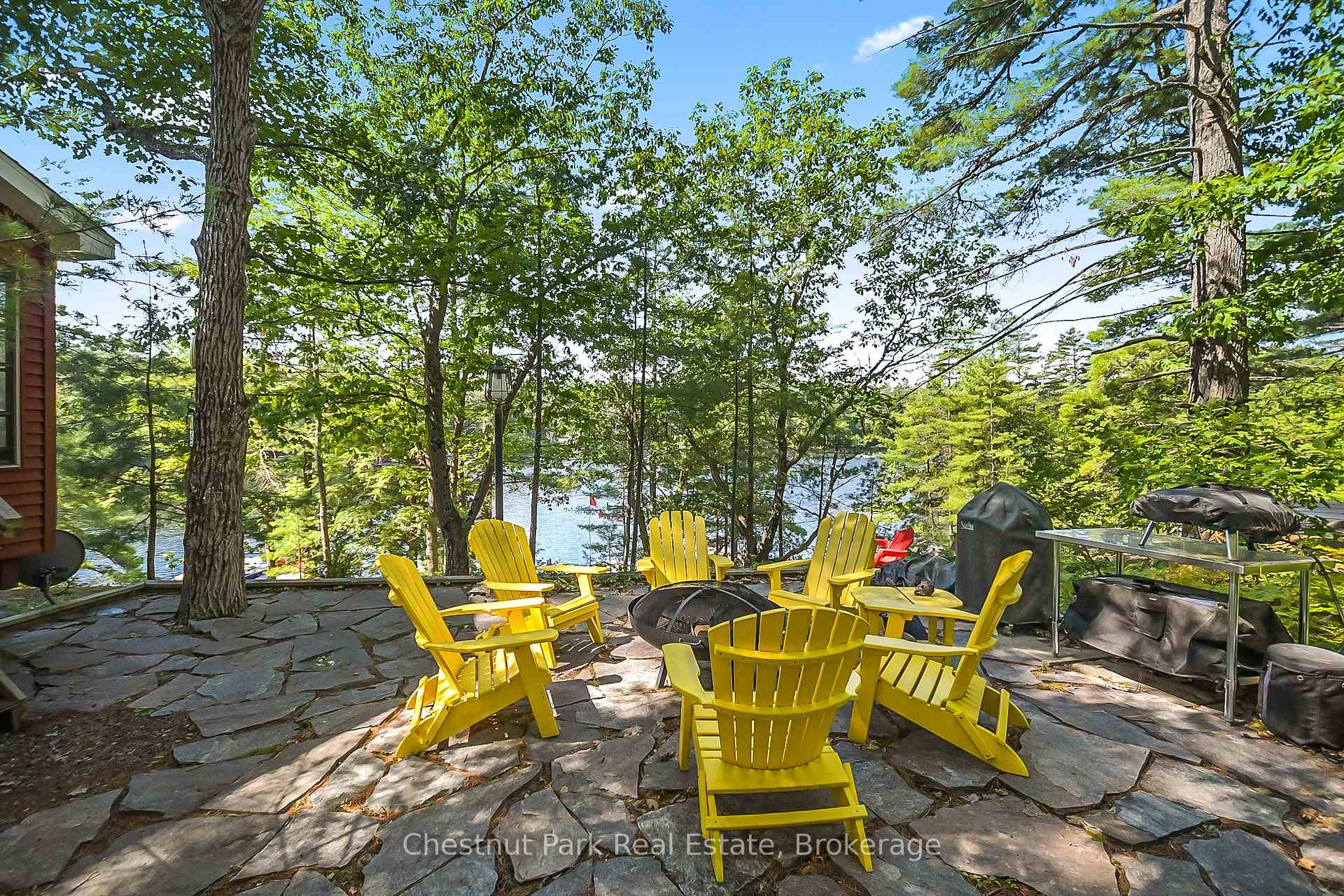 Photo 3 of 86 Taylor Island, Gravenhurst, Muskoka (S) — HOMEH