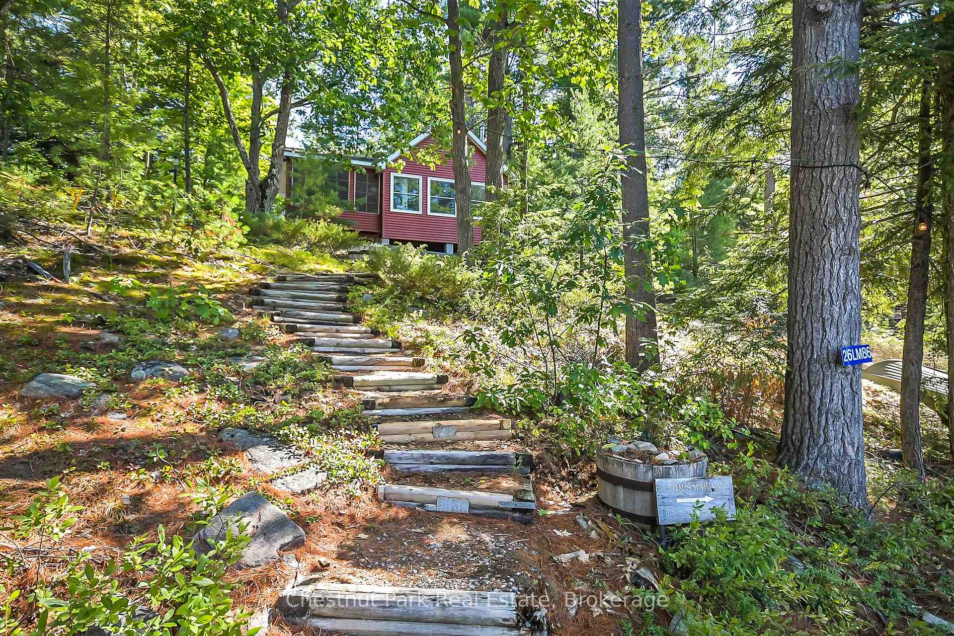 Photo 16 of 86 Taylor Island, Gravenhurst, Muskoka (S) — HOMEH