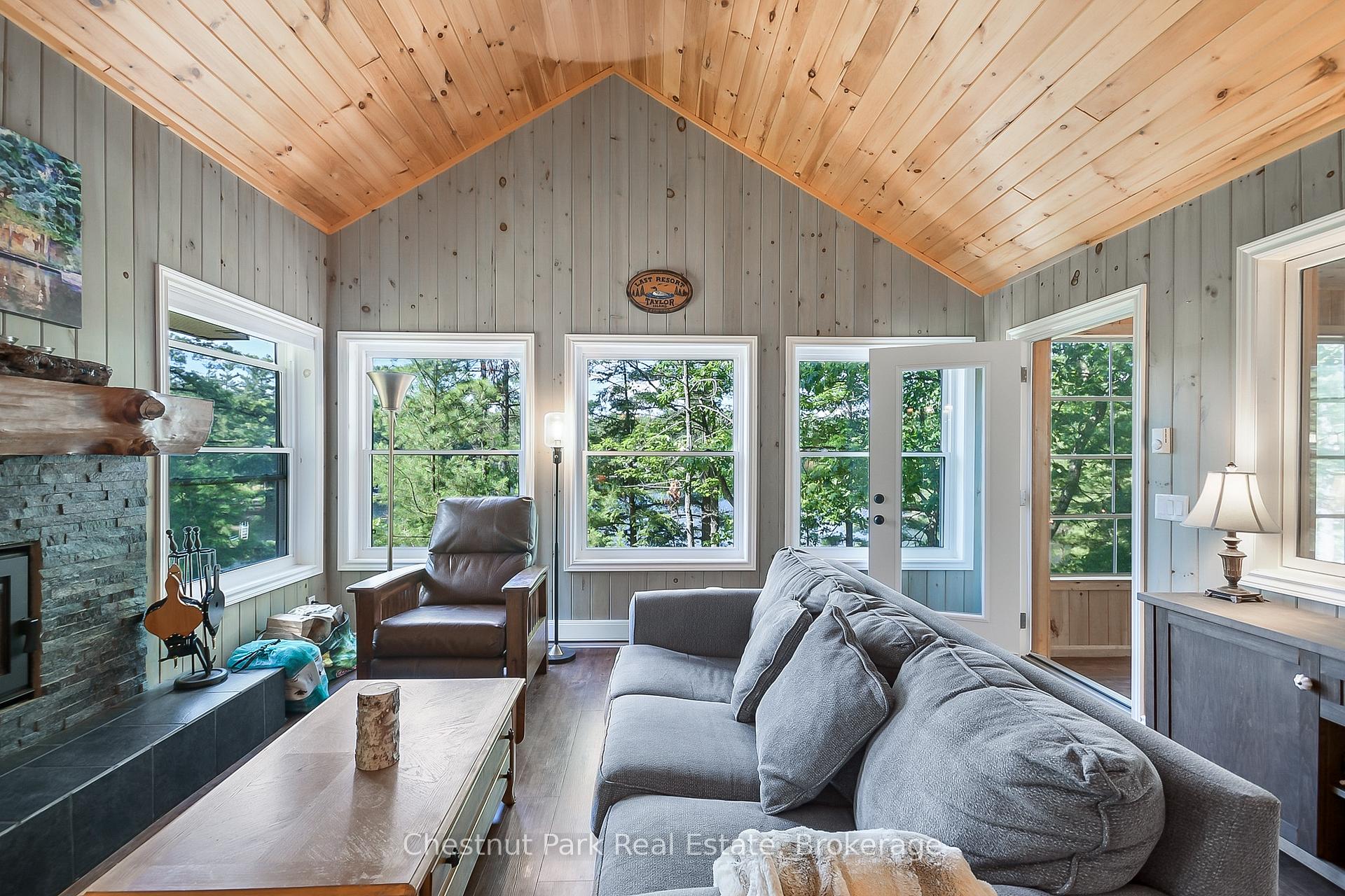 Photo 26 of 86 Taylor Island, Gravenhurst, Muskoka (S) — HOMEH