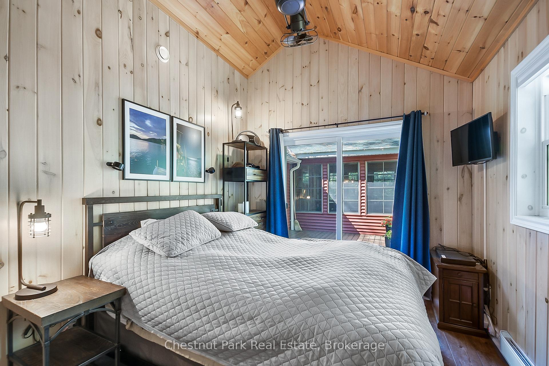 Photo 32 of 86 Taylor Island, Gravenhurst, Muskoka (S) — HOMEH