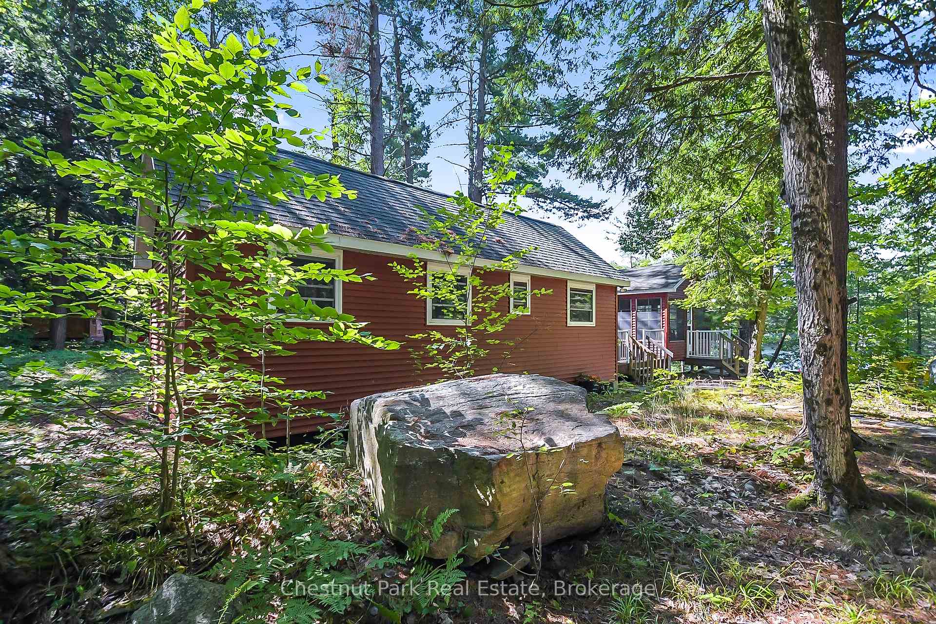 Photo 37 of 86 Taylor Island, Gravenhurst, Muskoka (S) — HOMEH