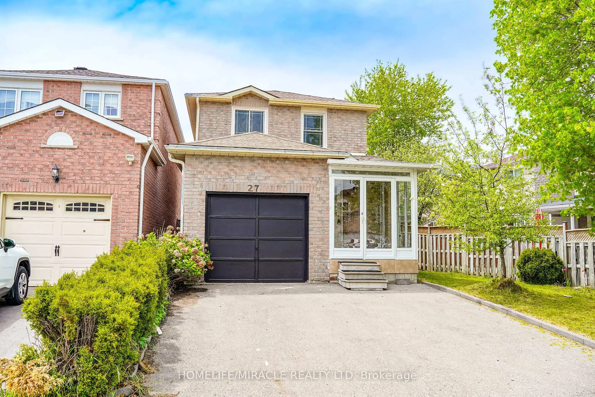 Photo 1 of 27 Miles Farm Road, Markham, Middlefield — HOMEH