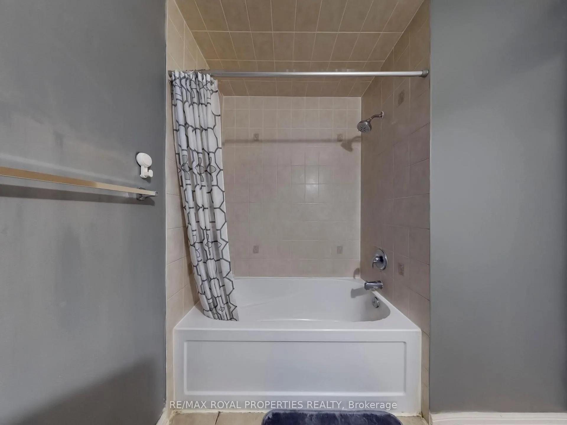 Photo 35 of 1758 Hayden Lane, Pickering, Duffin Heights — HOMEH