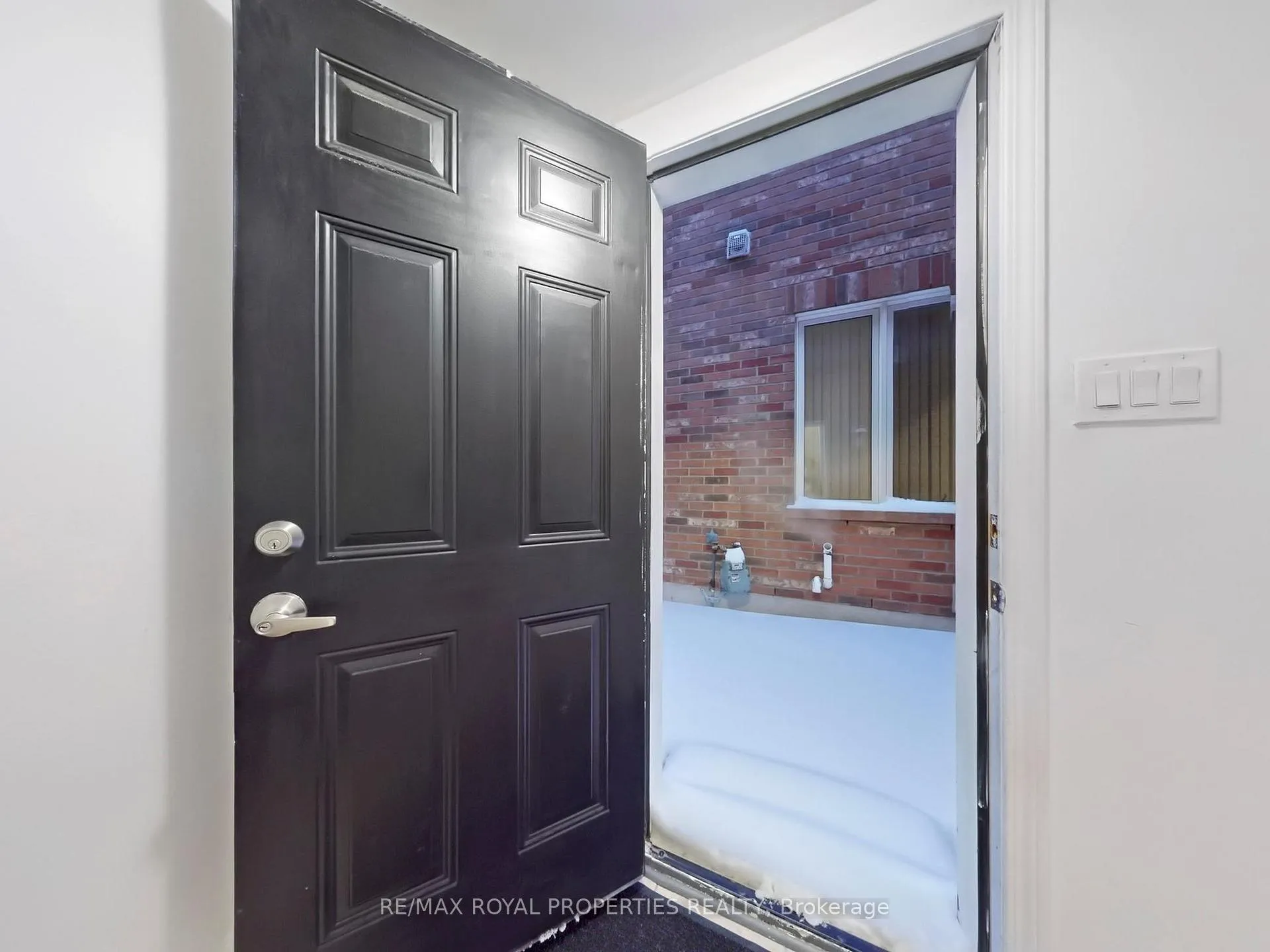 Photo 48 of 1758 Hayden Lane, Pickering, Duffin Heights — HOMEH