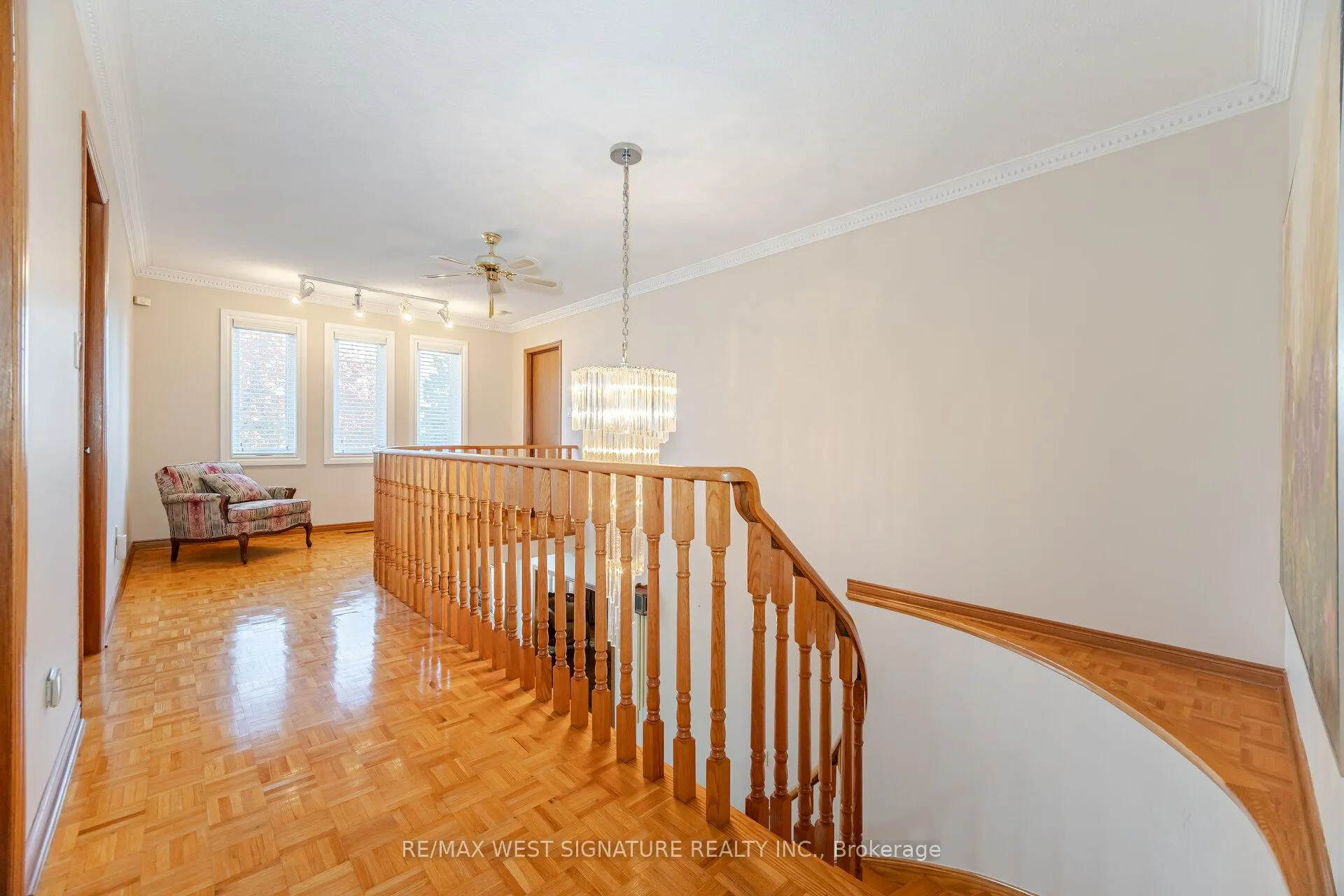 Photo 17 of 143 Vineyard Court, Vaughan, East Woodbridge — HOMEH