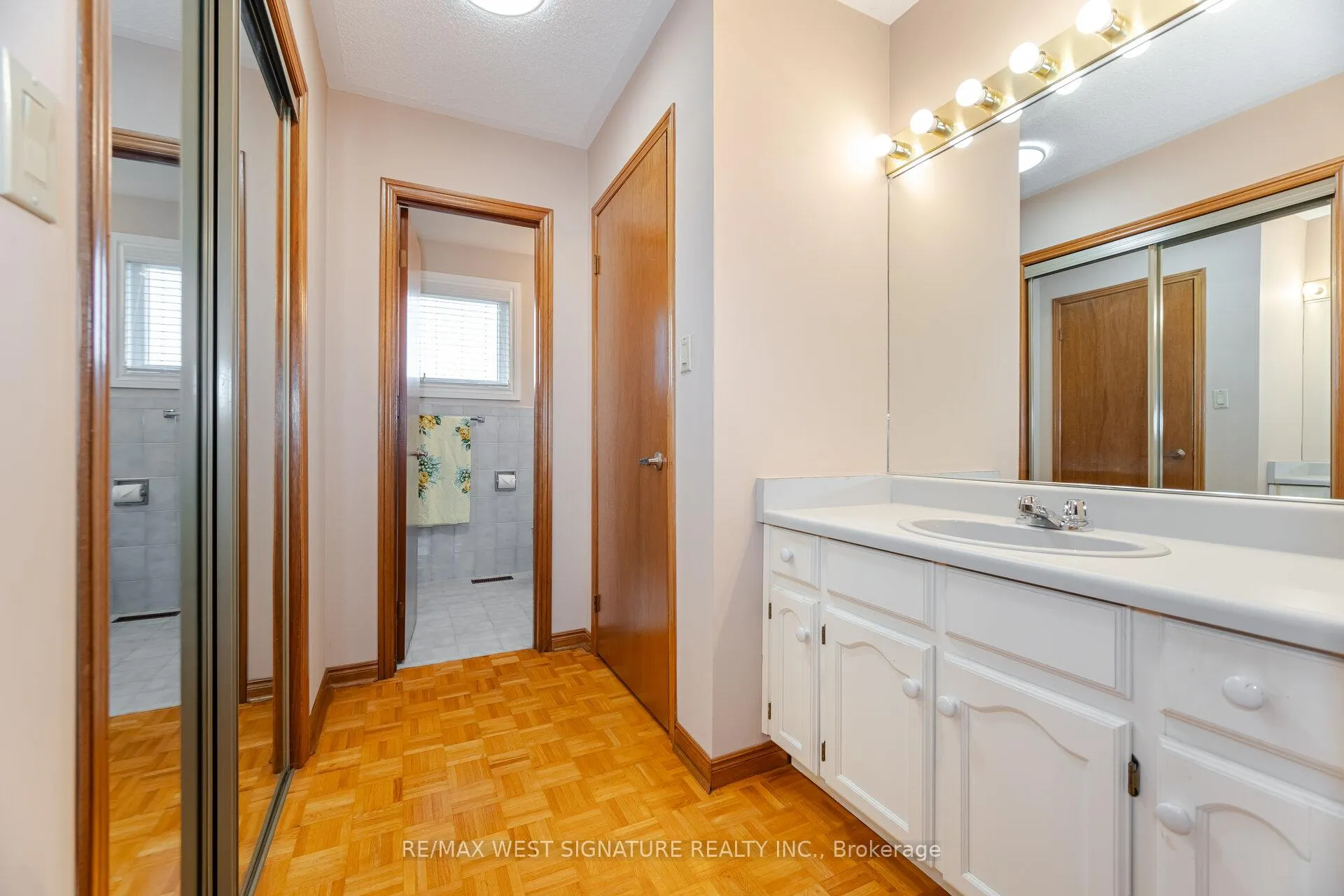 Photo 19 of 143 Vineyard Court, Vaughan, East Woodbridge — HOMEH